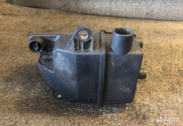 Маслоотделитель Volvo S60 B5204T 2.5