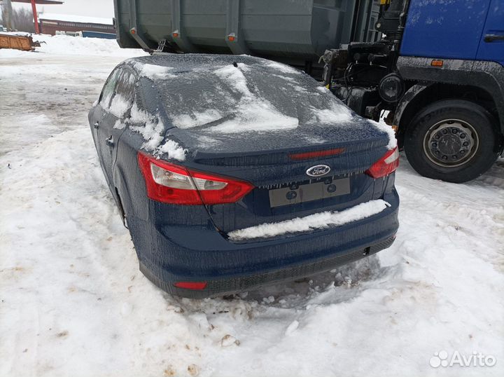 Запчасти Б/У Ford Focus седан 3 1.6 л