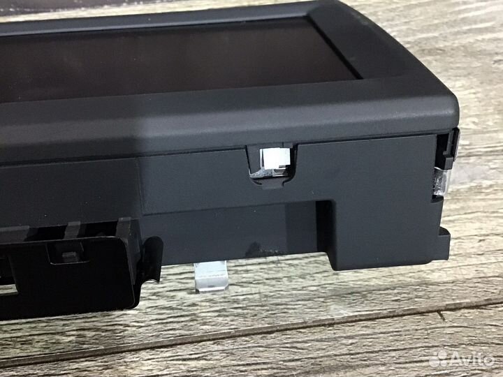 Монитор Audi A8 D3