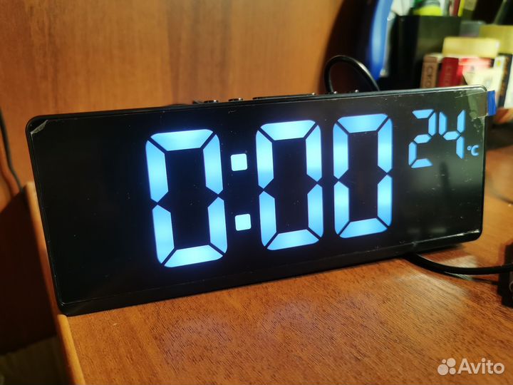 Часы будильник