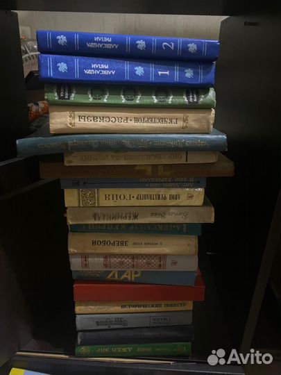 Книги отдам бесплатно