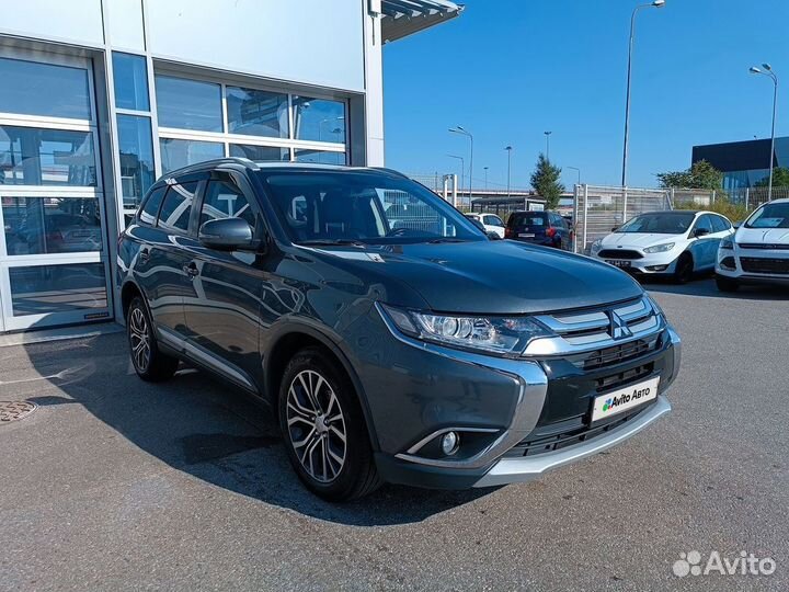 Mitsubishi Outlander 2.4 CVT, 2016, 88 500 км