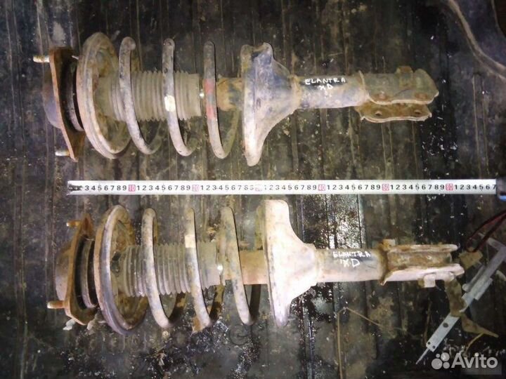 Стойка Hyundai Elantra