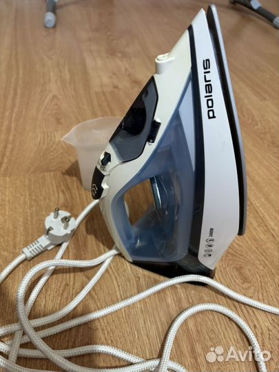Утюг polaris