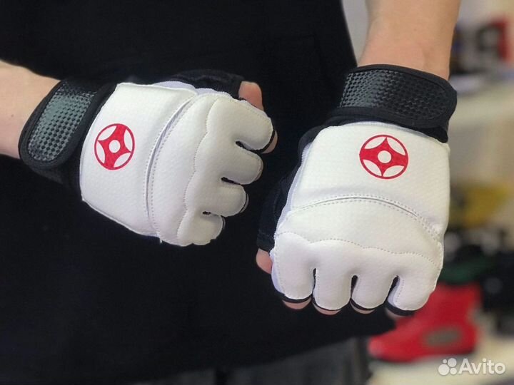 Перчатки для Киокушинкай карате