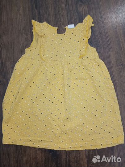 Платье на девочку пакетом 92-98