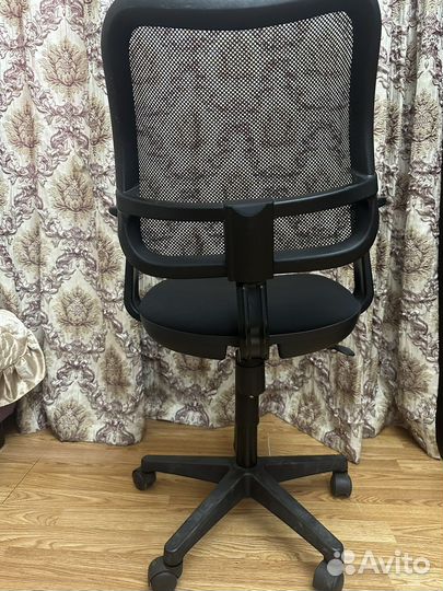 Компьютерное кресло