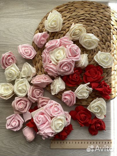 Розы из фоамирана 6-8 см