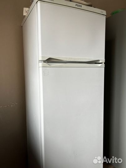 Холодильник бу Poliz