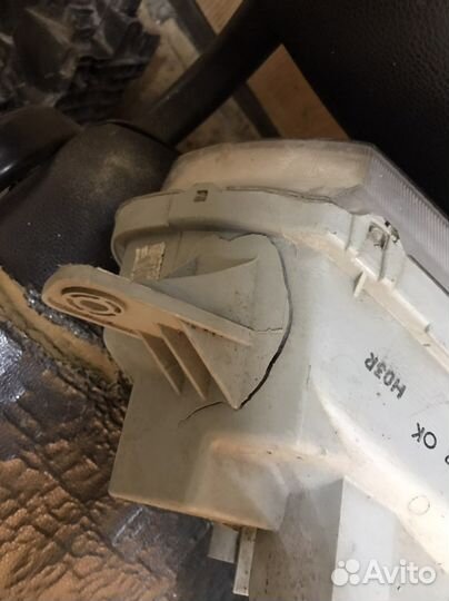 Фары правая Хундай accent 2007