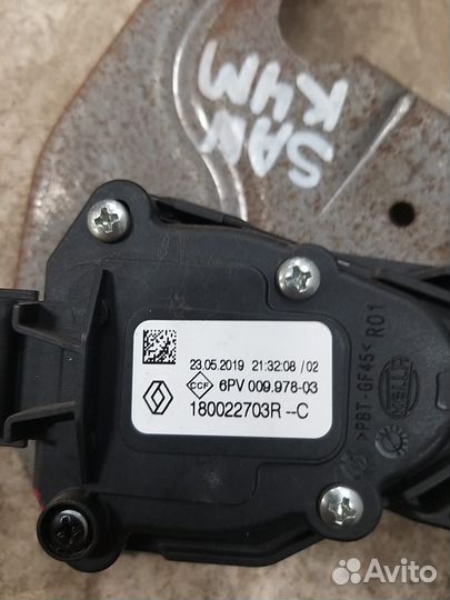 Педаль газа Renault Sandero 2