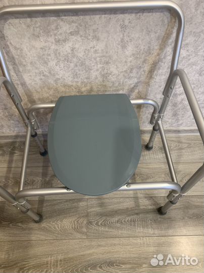 Санитарный стул - туалет для взрослых, пожилых