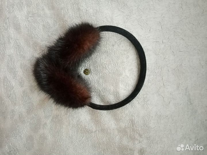 Меховые наушники