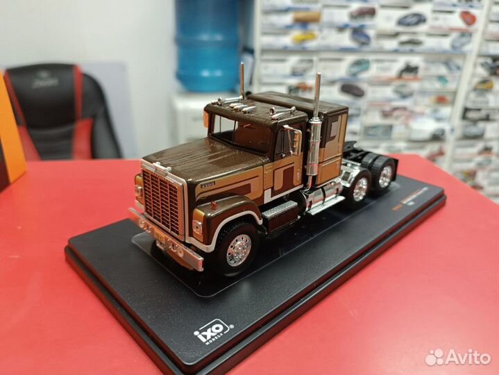 International Transtar 4300 - 1980 (brown), 1:43 I