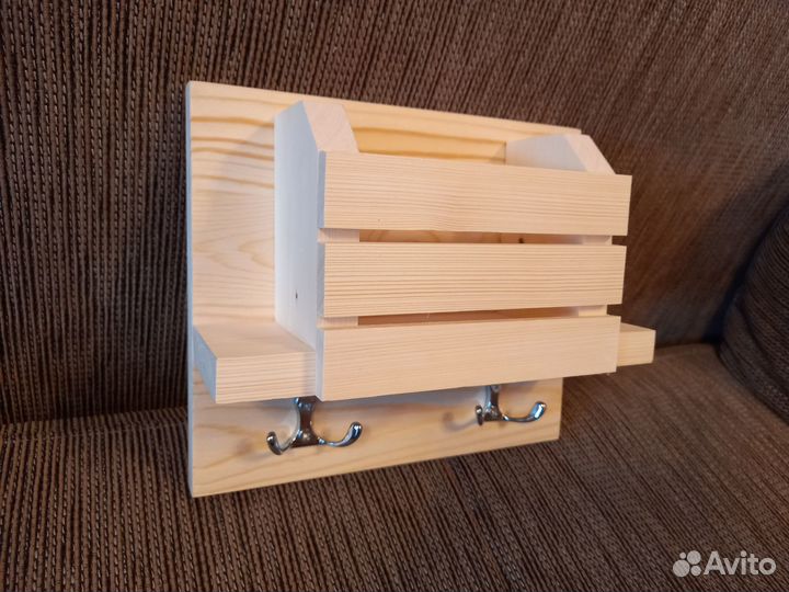 Ключница из дерева