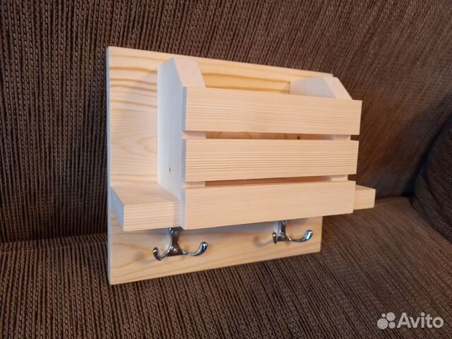 Ключница из дерева