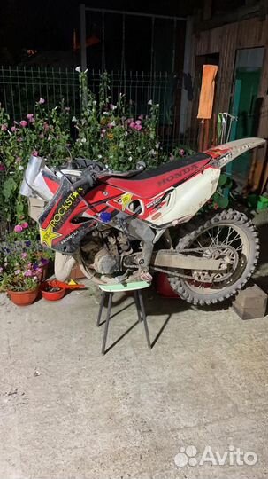 Обслуженная Honda CR 125R 2000, кроссовый мотоцикл