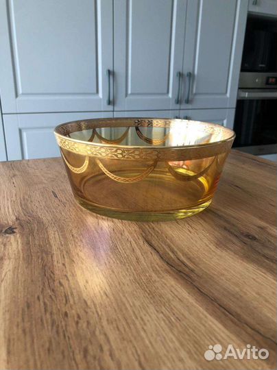 Фруктовницы и конфетница