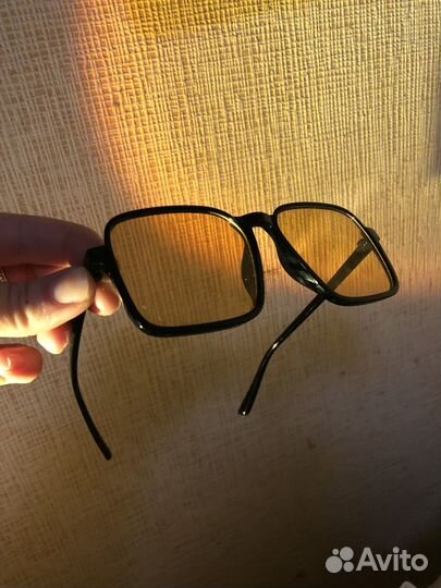 Очки солнцезащитные ретро с желтыми стеклами