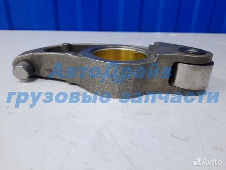 Коромысло клапана Ивеко Стралис двигатель Курсор13