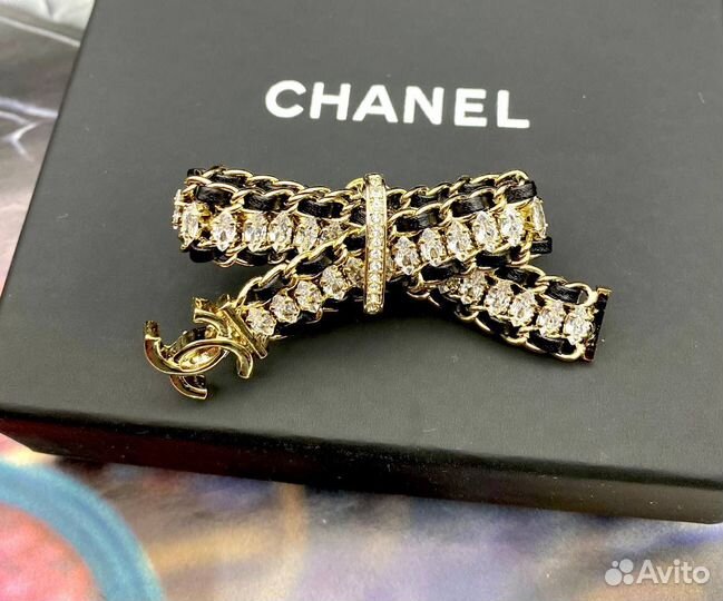 Комплект женский серьги колье брошь Chanel