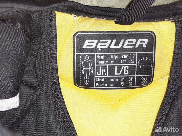 Нагрудник хоккейный bauer