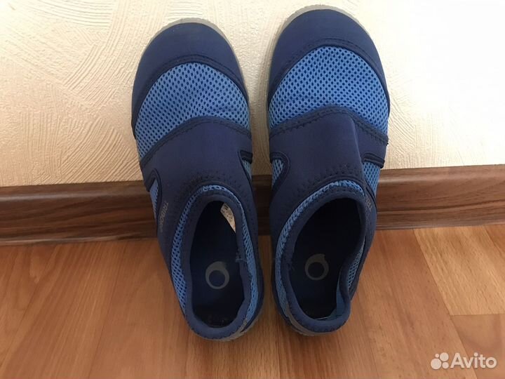 Коралловые тапочки и ласты Tribord