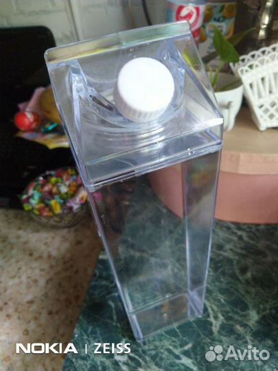 Пластиковая ёмкость 1 литр