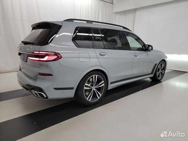 BMW X7 4.4 AT, 2022, 1 км