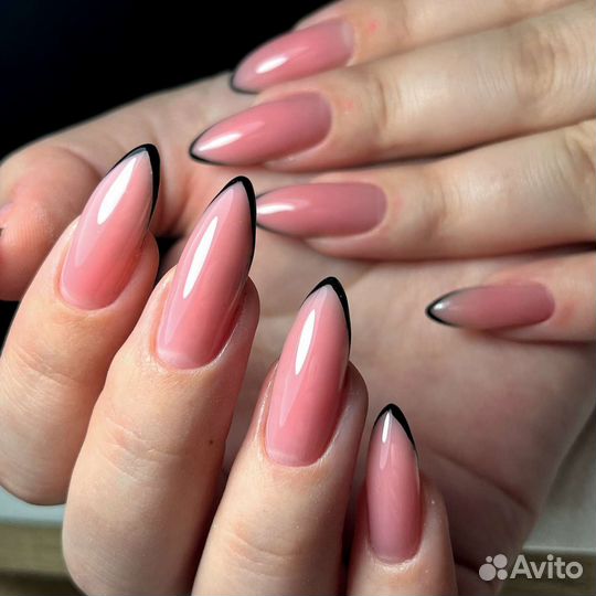 Маникюр и педикюр на дому