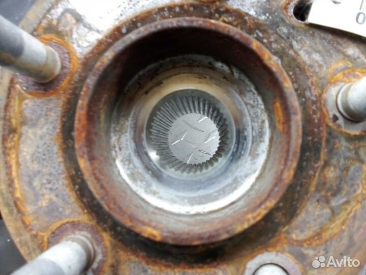 Кулак поворотный правый Ford Explorer 5 BB533K170A