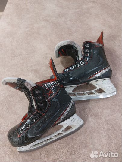 Коньки хоккейные детские