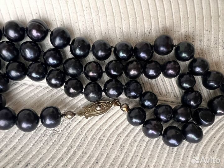 Колье бусы из черного жемчуга