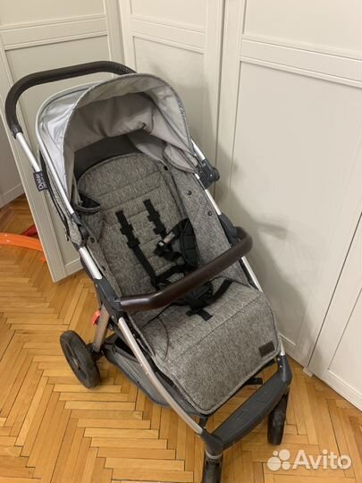 Коляска oyster zero