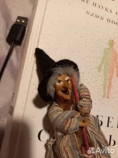 Коллекционная фигурка