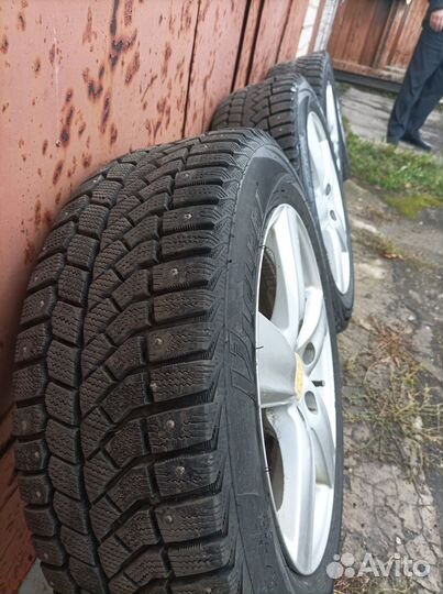 Диски с резиной 205/55/R16 Toyota Corolla Verso