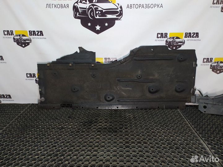 Защита днища левая L BMW X1