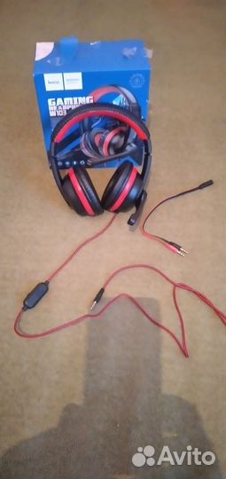 Наушники с микрофоном