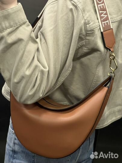 Сумка Loewe Luna