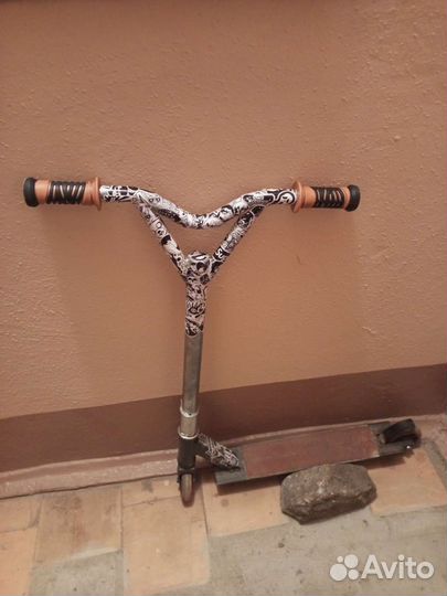 Трюковой самокат