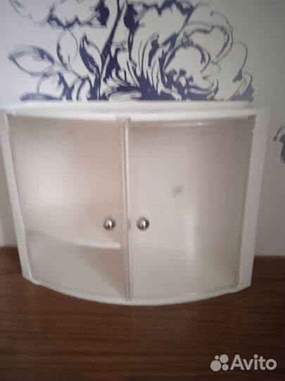 Шкаф для аптечки или для косметики