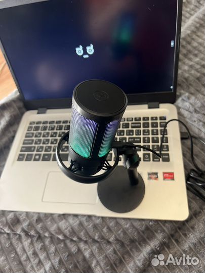 Микрофон для пк / Игровой Микрофонон с подсветкой
