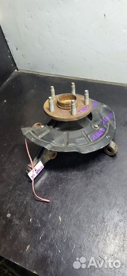 Кулак поворотный правый Chevrolet Aveo t300