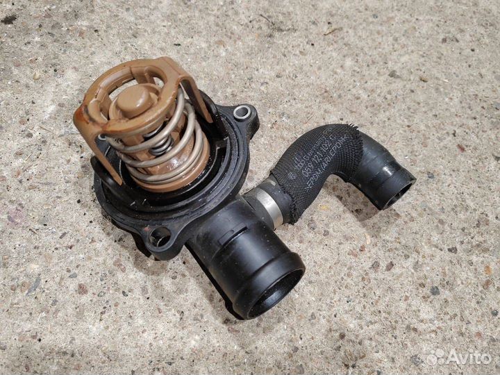 Термостат Audi A4 B8/8K 2009 059121111AA