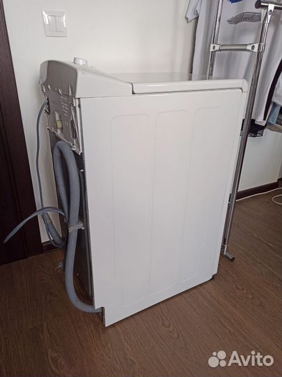 Стиральная машина с вертикальной загрузкой