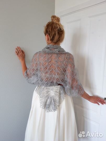 Шаль паутинка (не пух)