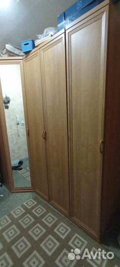 Прихожая угловая бу