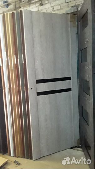 Межкомнатные двери бу с витрины