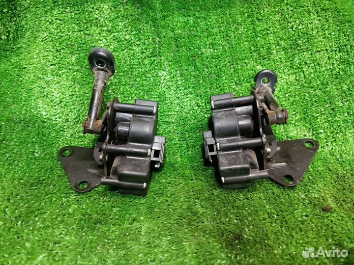 Сервопривод задних форточек Шаран