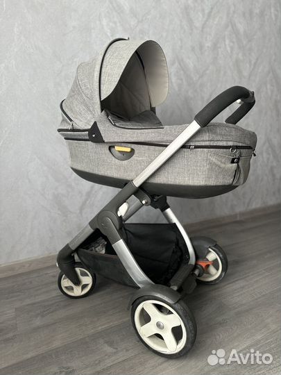 Коляска 3 в 1 Stokke (автолюлька с базой BeSafe)